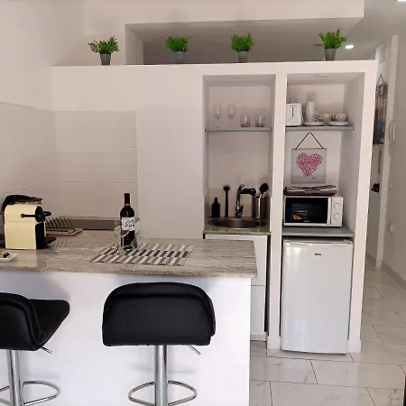 Comodo Al Lado De La Playa De Canteras 라스팔마스