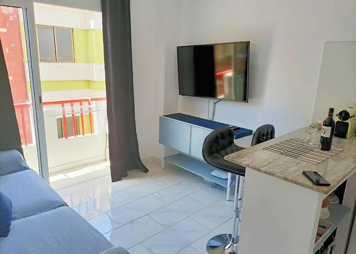 Comodo Al Lado De La Playa De Canteras *