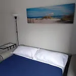 Comodo Al Lado De La Playa De Canteras Apartment