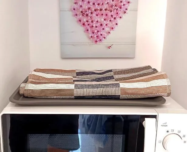 Comodo Al Lado De La Playa De Canteras Апартаменти *