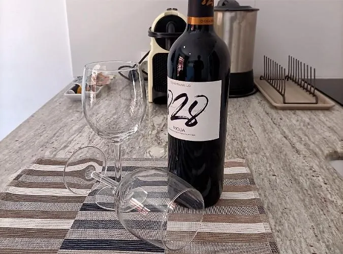 Comodo Al Lado De La Playa De Canteras